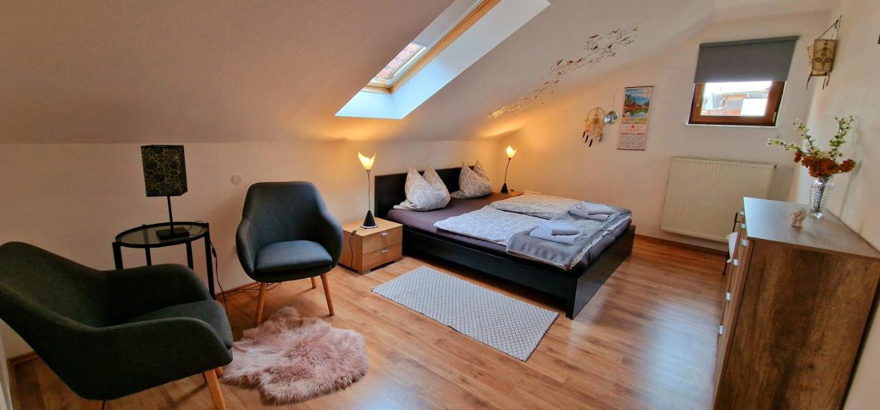 Privatwohnung Rybczynski Undenheim ภายนอก รูปภาพ