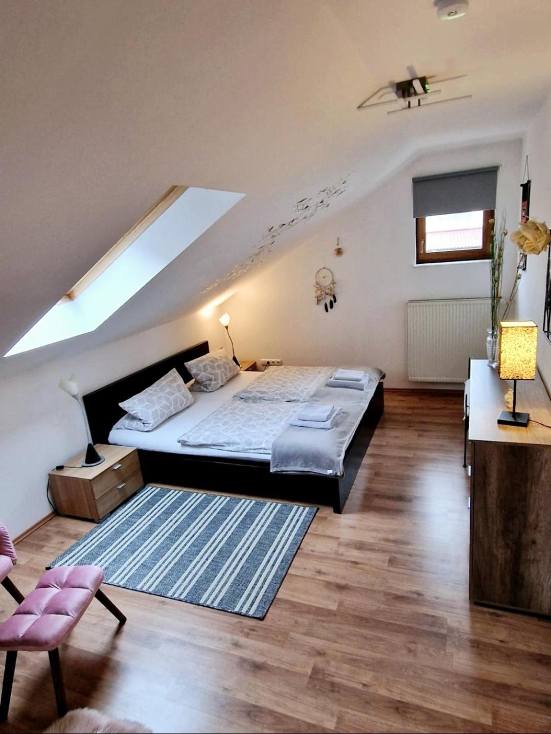 Privatwohnung Rybczynski Undenheim ภายนอก รูปภาพ