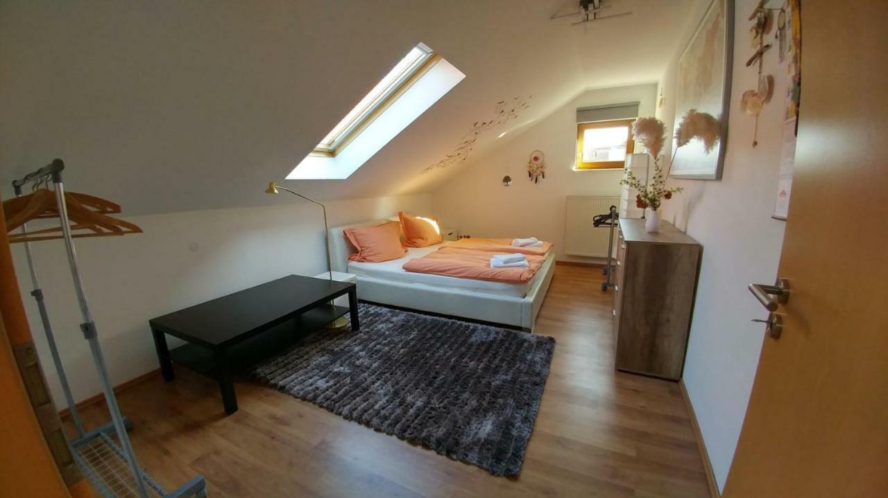 Privatwohnung Rybczynski Undenheim ภายนอก รูปภาพ