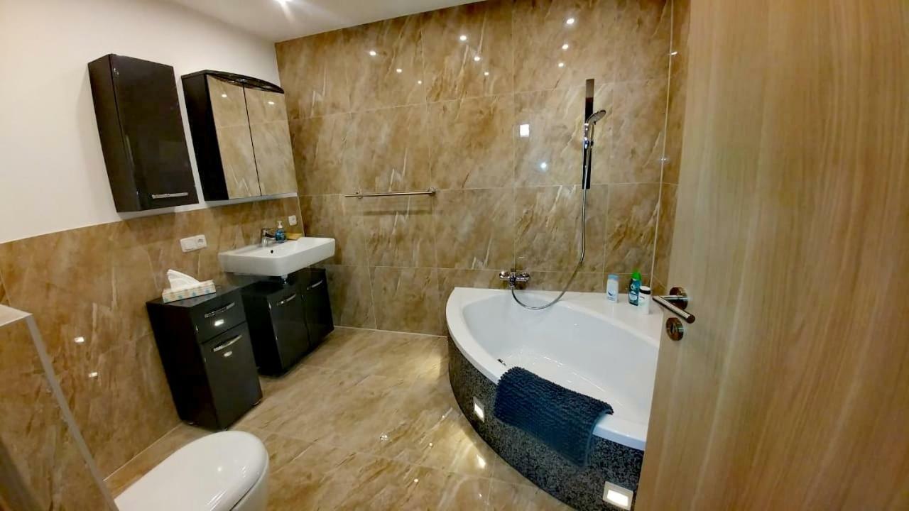 Privatwohnung Rybczynski Undenheim ภายนอก รูปภาพ